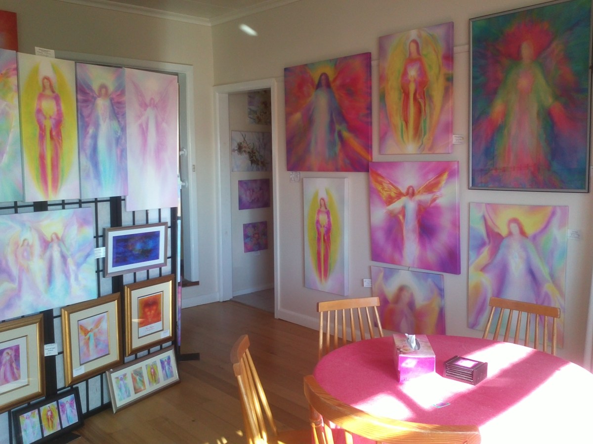 Angel paintings by Glenyss Bourne